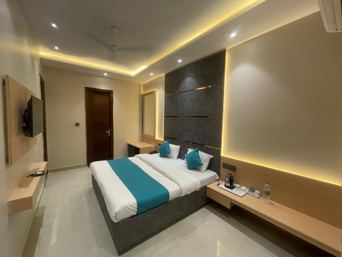 Motimahal Inn Haldwāni Exteriér fotografie